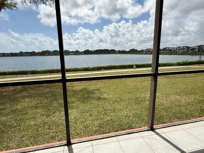 Building Photo - 20850 San Simeon Way