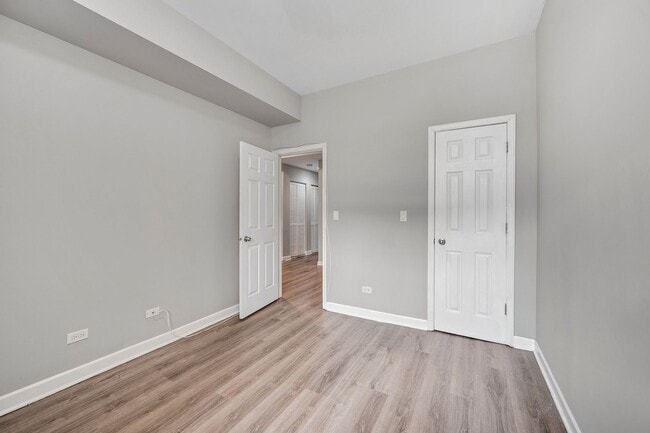 Building Photo - 4143 S Michigan Ave