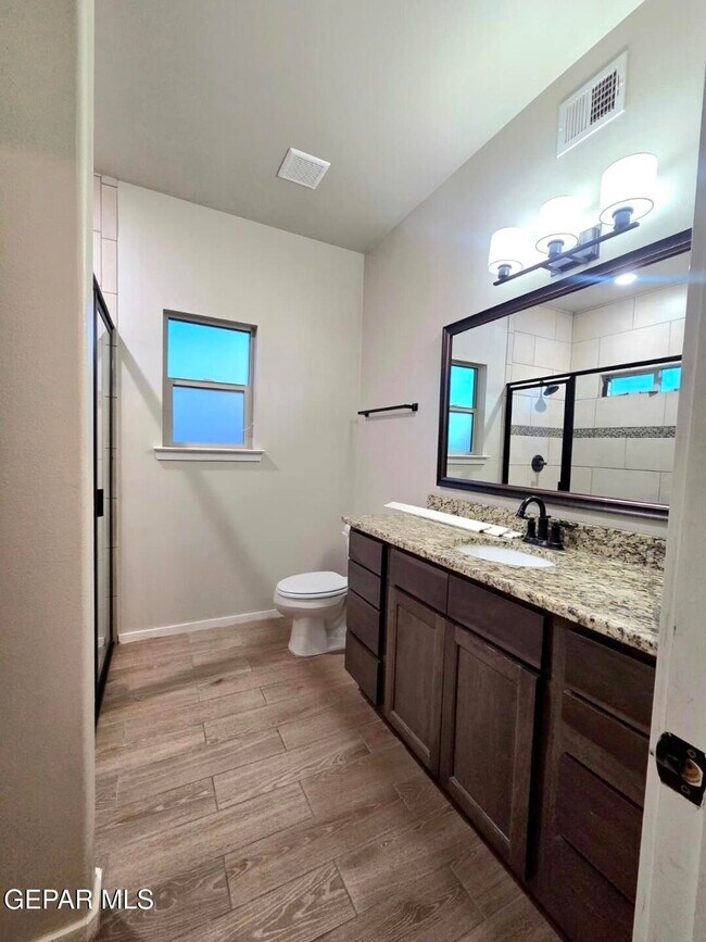 Building Photo - 2153 Blue Vly