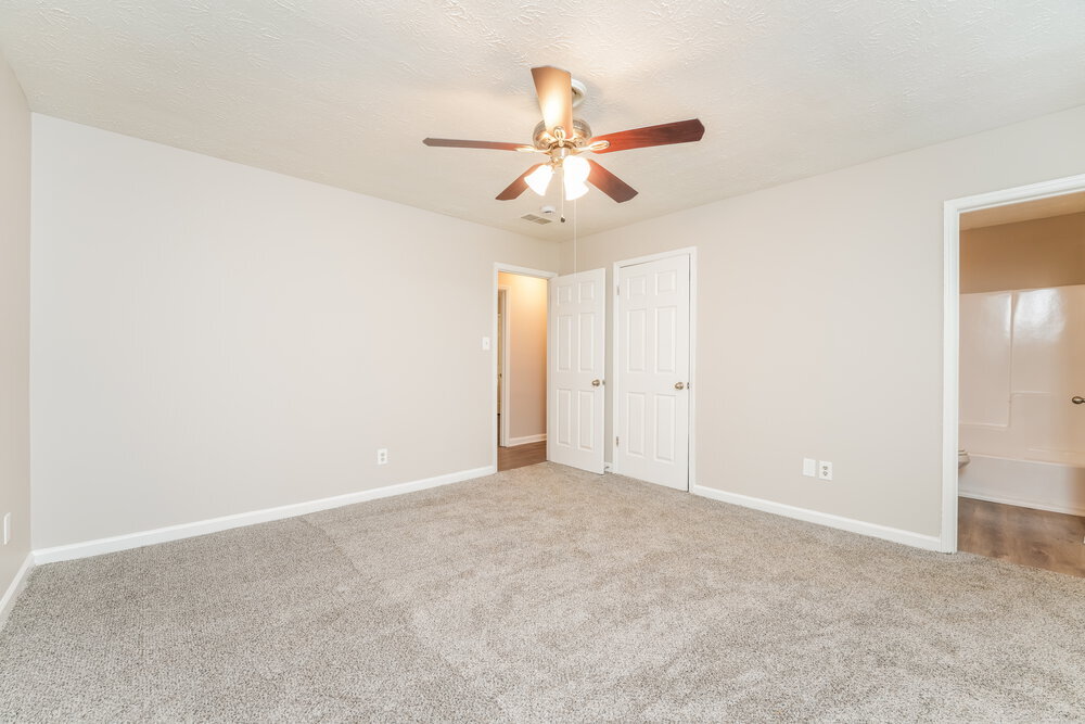 Building Photo - 4964 Galbraith Cir