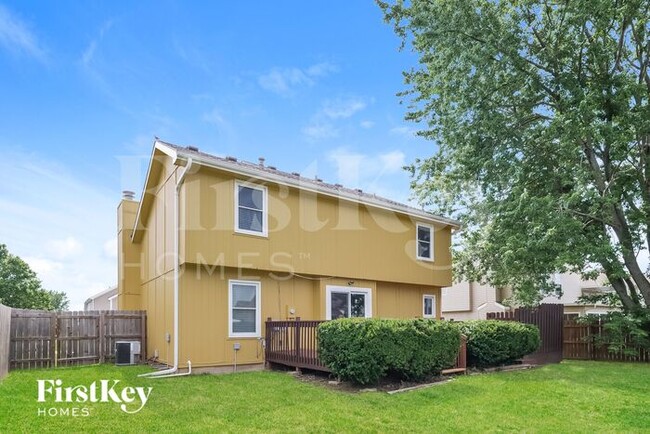 Building Photo - 16110 Spring Valley Rd