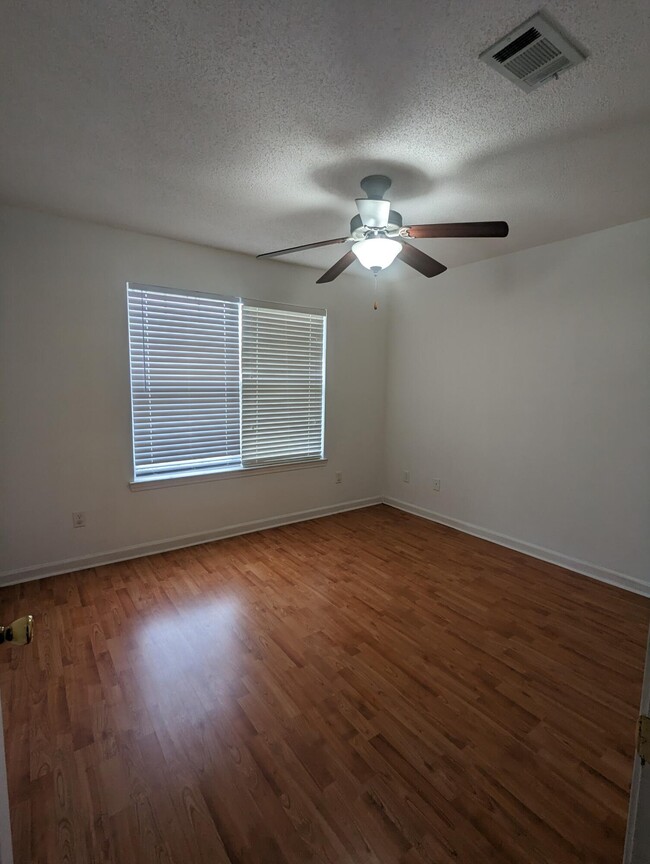 Building Photo - 7309 Westminster Dr