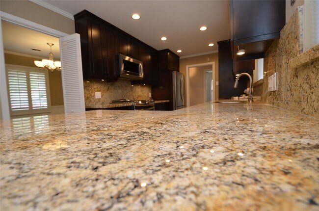 Building Photo - 4009 Nenana Dr