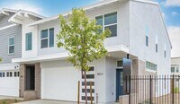 Building Photo - 3012 N 34th St