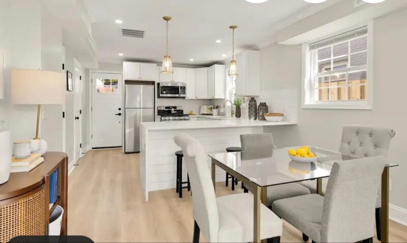 Building Photo - 4246 Southern Ave SE