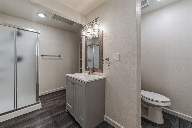 Building Photo - For Lease – 2 Bedroom, 1 Bath Corner Home in Kerrville, TX