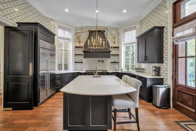 Building Photo - 219 E Charlton St