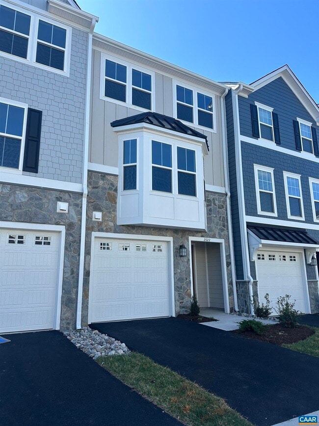 Building Photo - 2022 Calico Ct