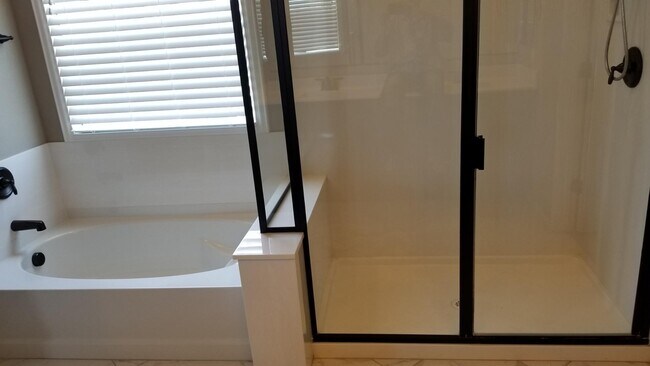 Building Photo - 2248 E Ottawa Ln