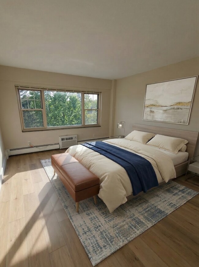 429 B502 Bedroom - 429 Apartments