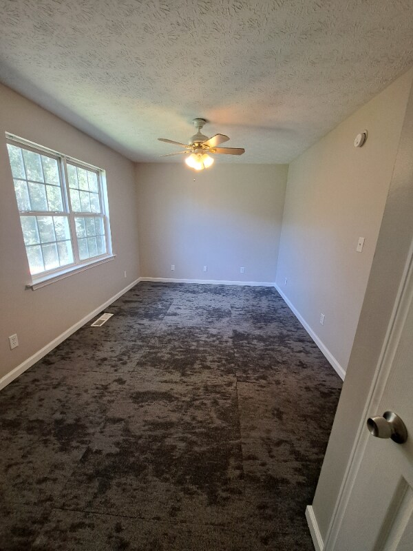 Building Photo - 201 Granite St