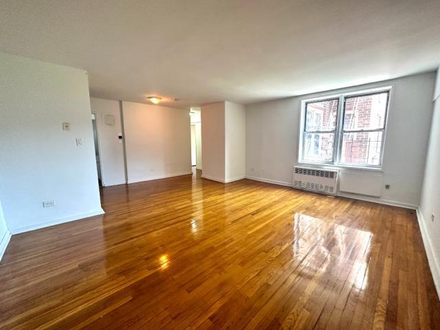 Primary Photo - 1 bedroom in Flushing NY 11355