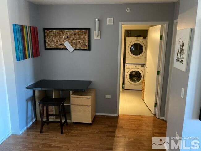 Building Photo - 255 N Sierra St