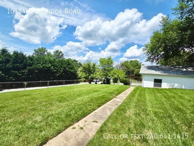 Building Photo - 10154 High Ridge Rd
