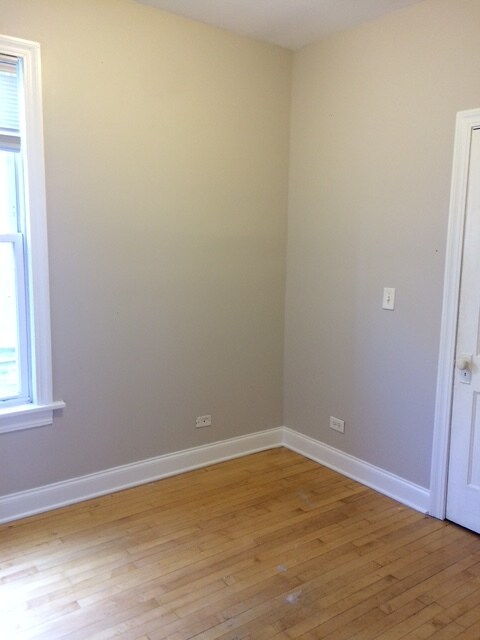 Building Photo - 2311 N Avers Ave