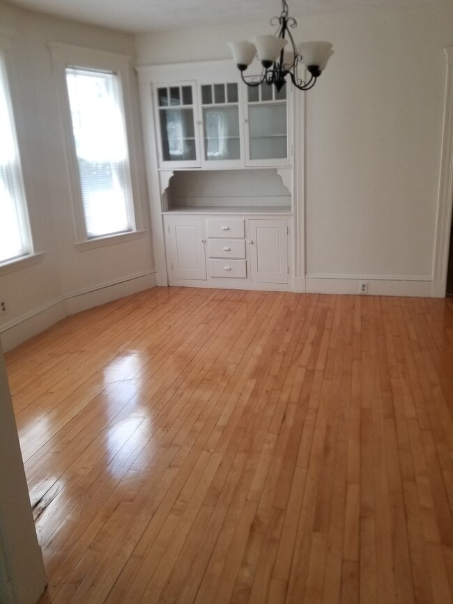 Building Photo - 53A Magnolia St