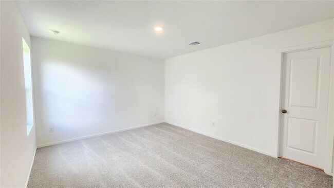Building Photo - 28759 Texas Plns Dr