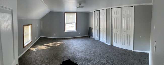 Building Photo - Charming and Spacious Rental Home in El Dorado, KS