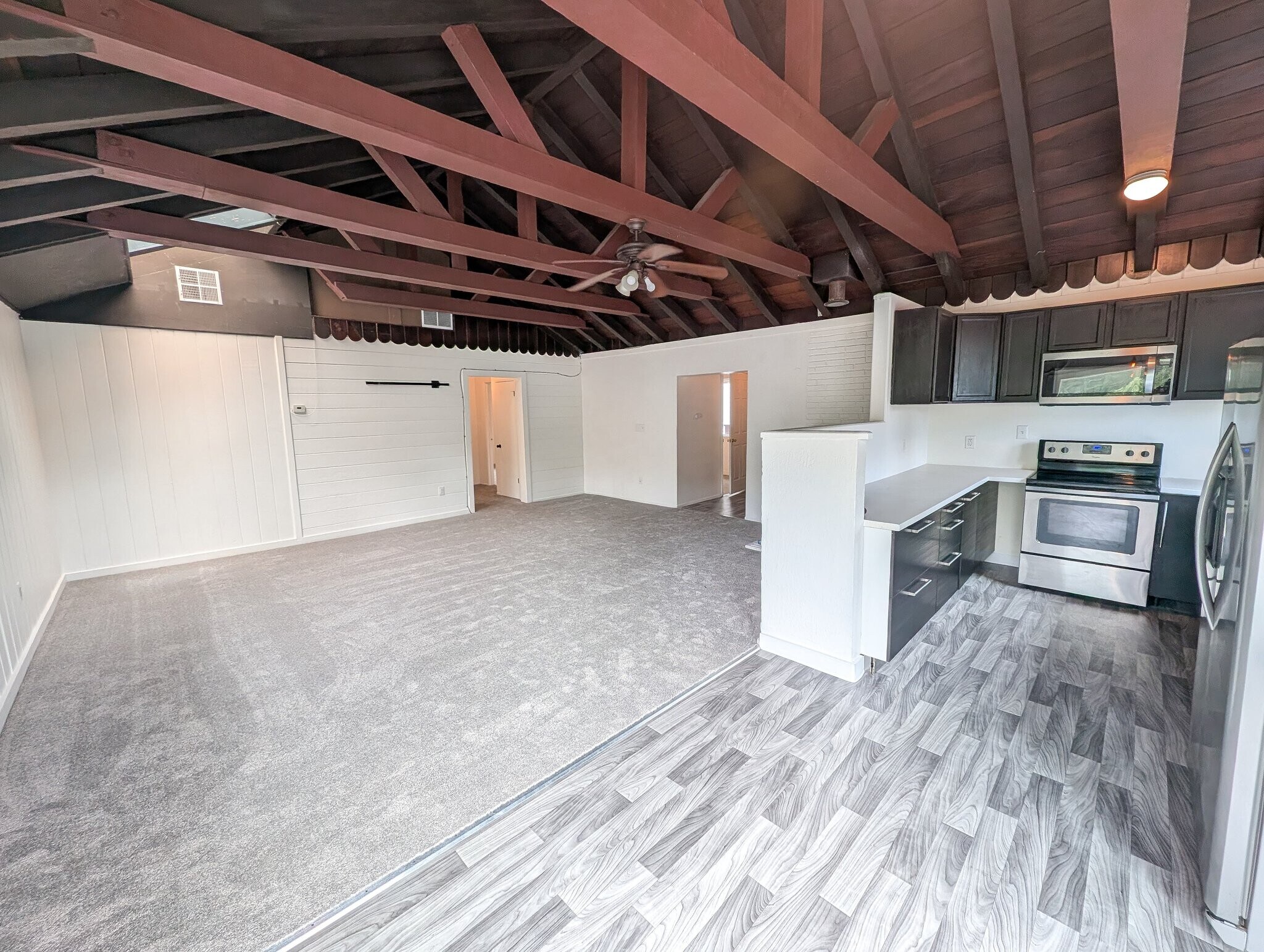Building Photo - 14301 Mill Ct