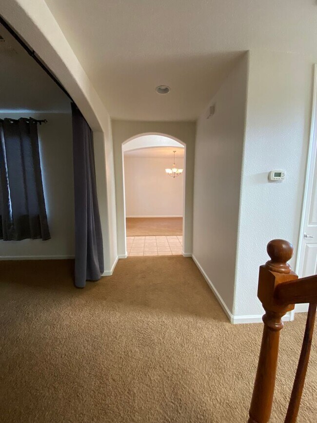 Building Photo - Elegant 2 story home in NW Visalia Coming ...