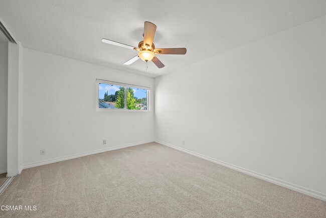 Building Photo - 736 Masterson Dr
