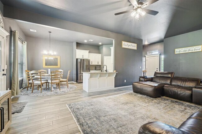Building Photo - 104740 Pimlico Pass
