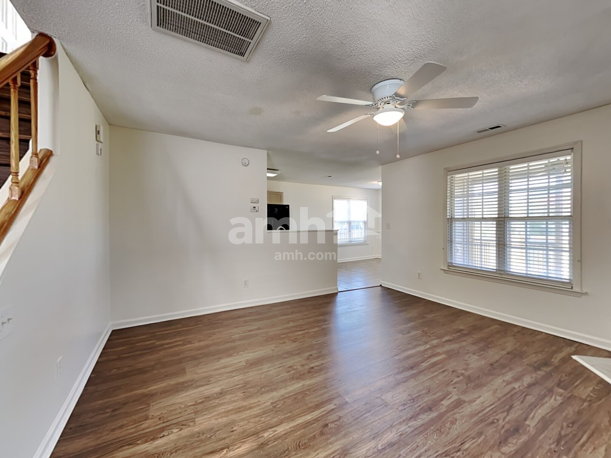 Building Photo - 5464 Grand Traverse Dr
