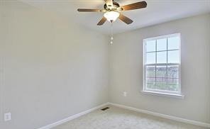 Building Photo - Beaufiful 3BR 2.5BA end unit town home wit...