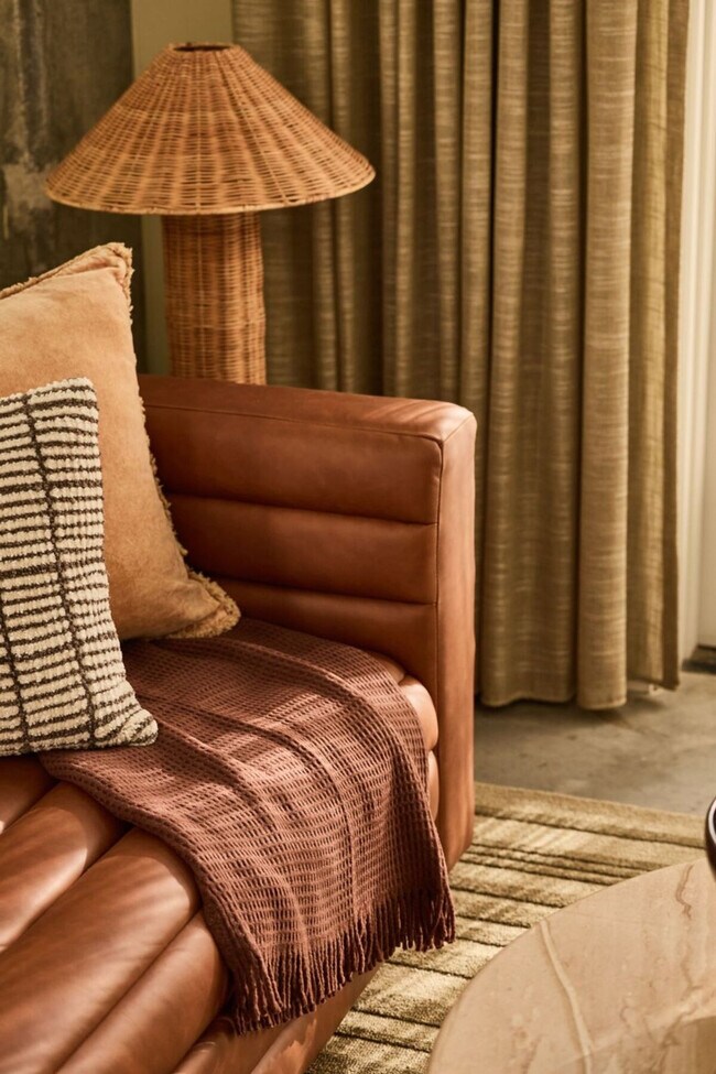 Building Photo - 110 Ann St