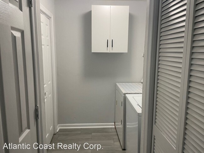 Building Photo - 2 br, 1 bath House - 3512 Clover Meadows D...
