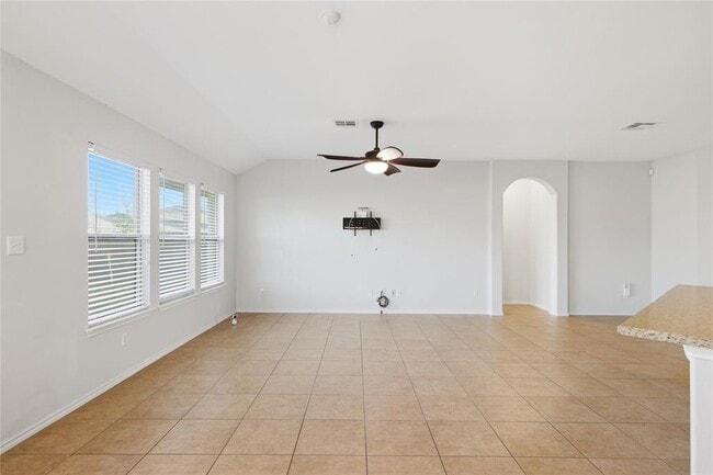 Building Photo - 400 Fistral Dr