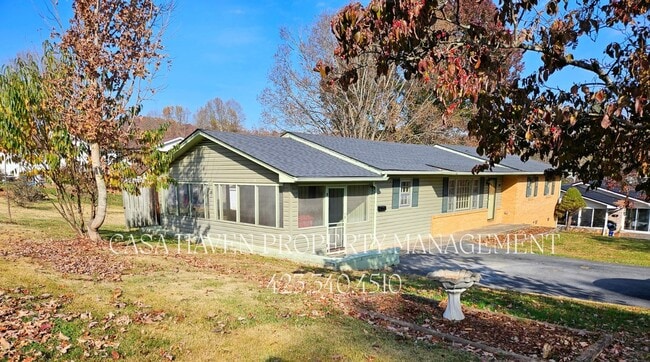 Primary Photo - Coming Soon! 4 Bed | 1.5 Bath Home in Prim...
