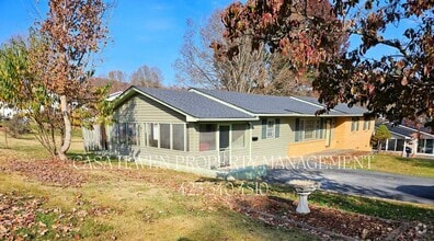 Building Photo - Coming Soon! 4 Bed | 1.5 Bath Home in Prim...