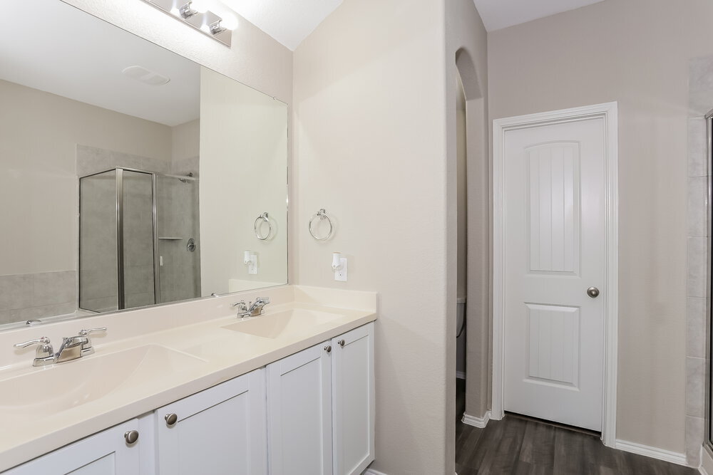 Building Photo - 14425 Jaycee Ln