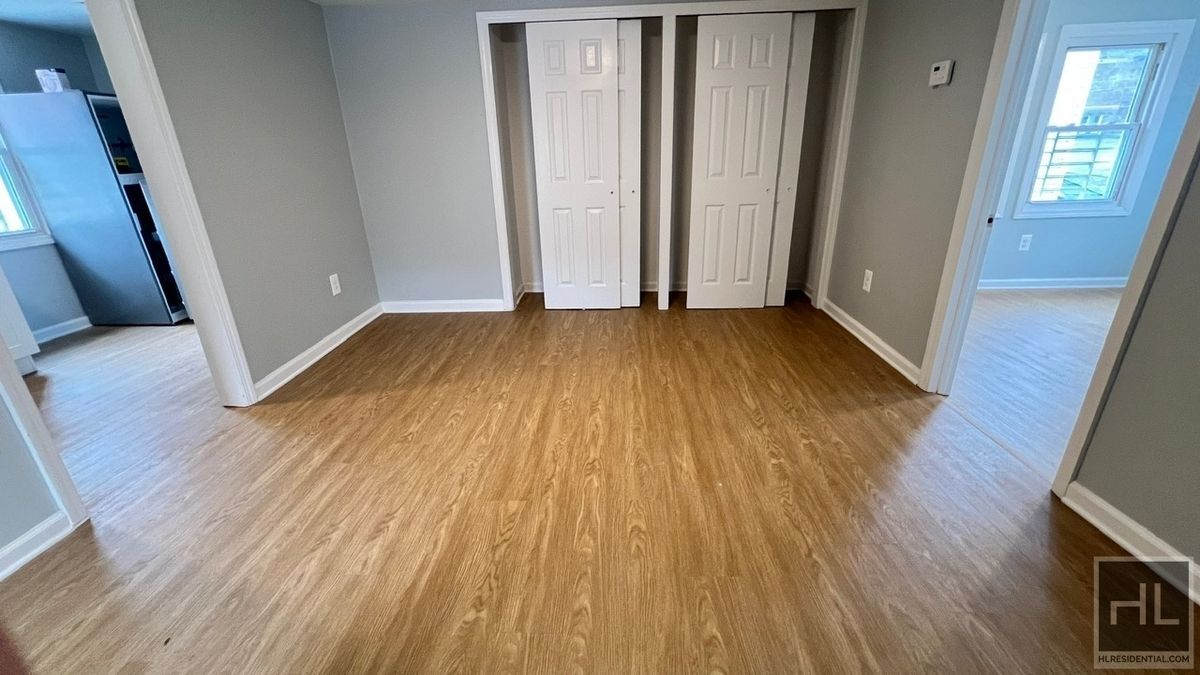 Building Photo - NORTH BURGHER AVENUE