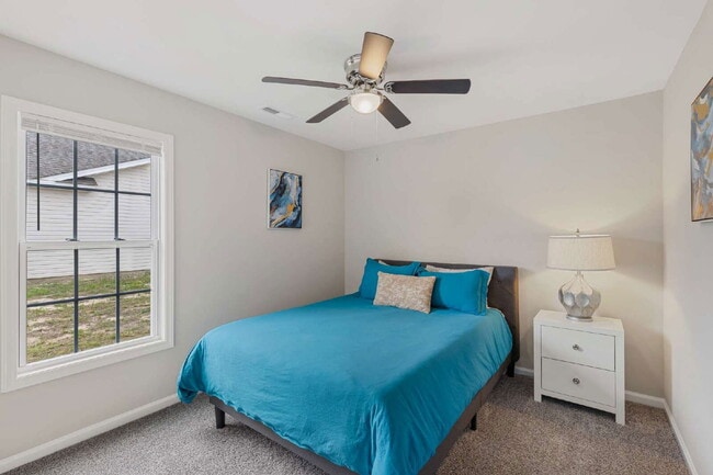 Building Photo - 214 Jeremy Ln