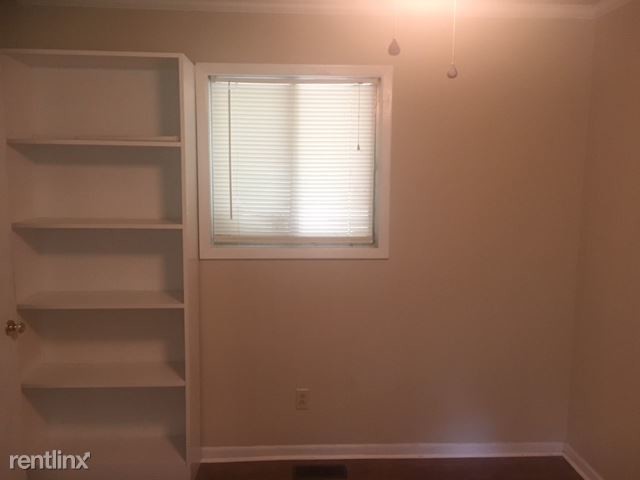 Building Photo - 3 br, 2 bath House - 307 Willow Rd