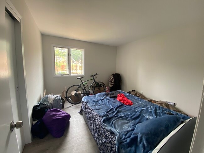 Building Photo - 2074 Motor Pky