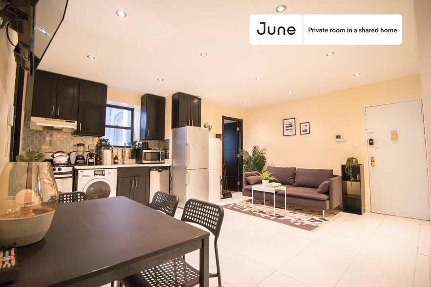 Building Photo - Room in Shared 4 bed/2 bath home