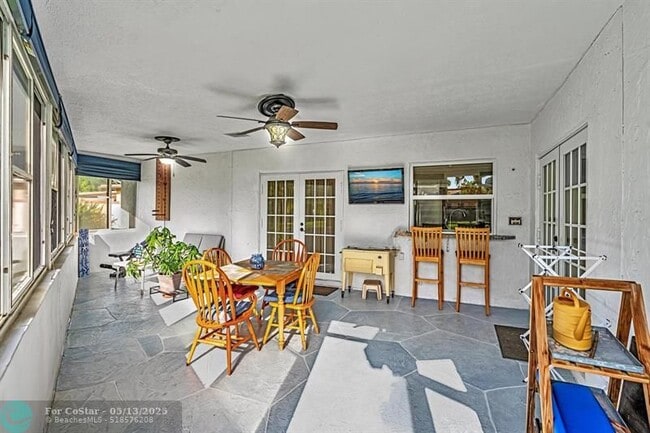 Building Photo - 7102 NW 93rd Ave