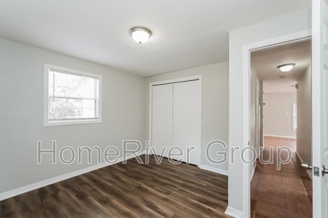 Building Photo - 6210 N 37th St