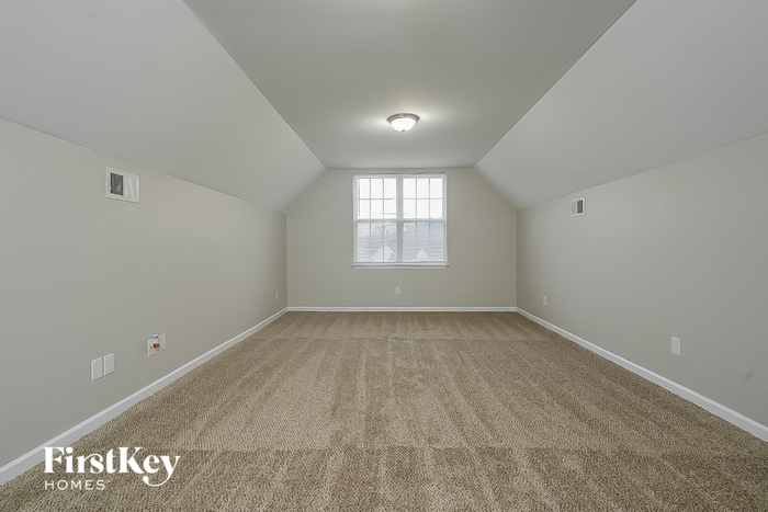 Building Photo - 6402 Estes Ct