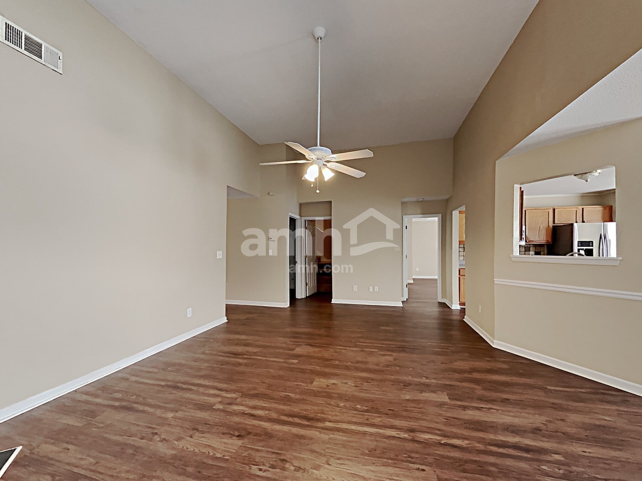 Building Photo - 211 Mystic Holw