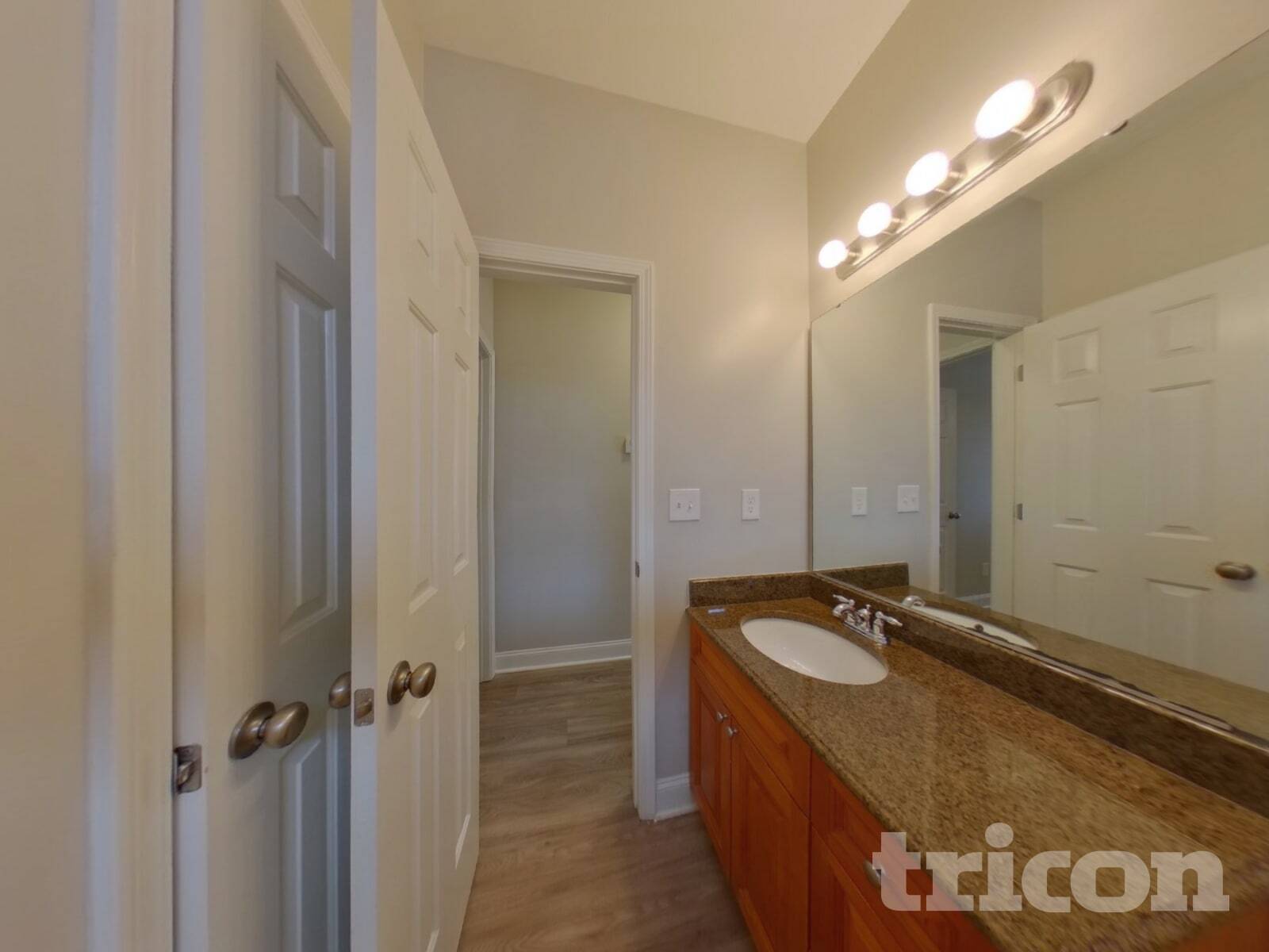 Building Photo - 2304 Larkspur Ln