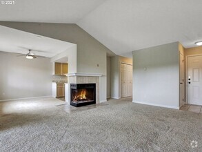 Building Photo - Sunny 2bdrm/2bath Condo in South Beaverton...