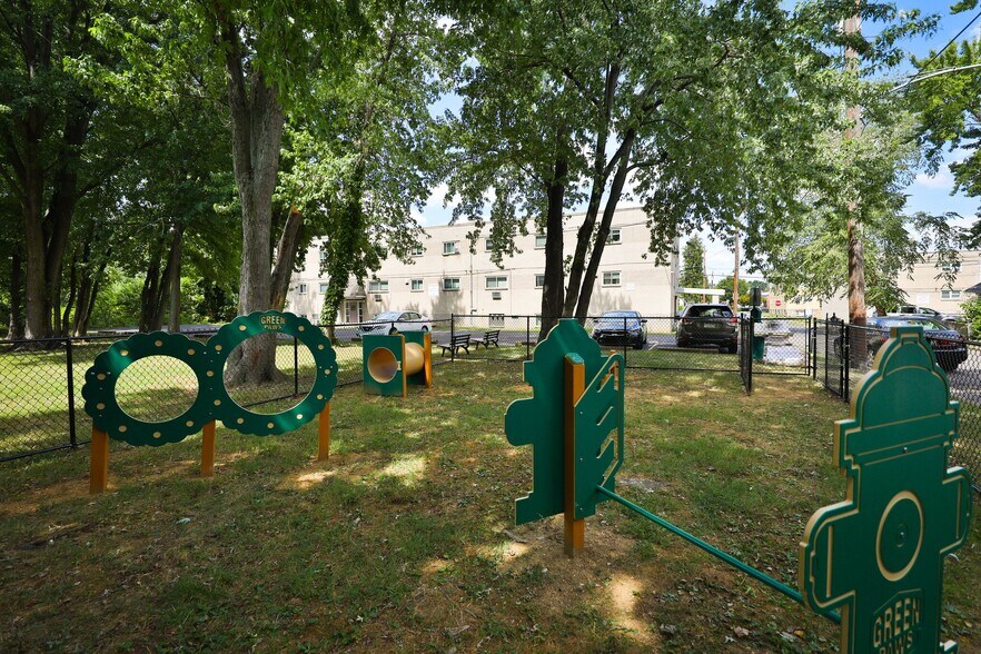 Downing Apartments 76157617 Rising Sun Ave Philadelphia PA 19111