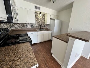Building Photo - 11506 Meadow Pines Ct