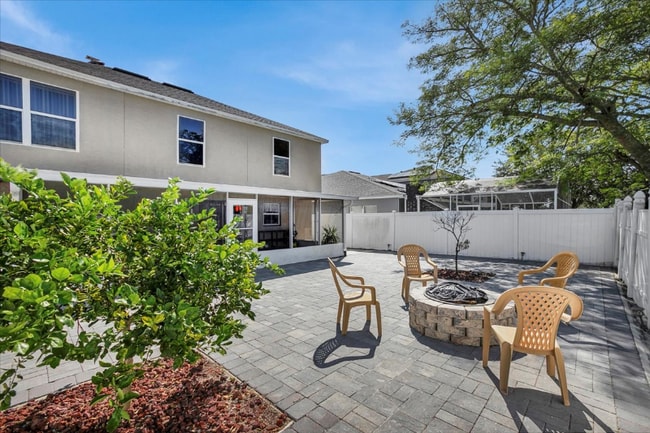 Building Photo - 11924 Pethrick Dr