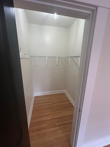 Bedroom 2 Walk-In Closet - 715 W Hillgrove Ave