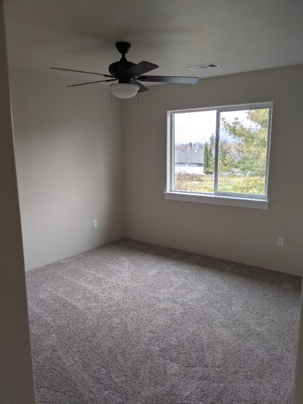 Building Photo - 1661 S Columbus Ave